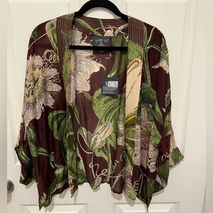 NWT  One Hundred Stars Kimono OS New Passion Floral Vibrant Open Front Relax
